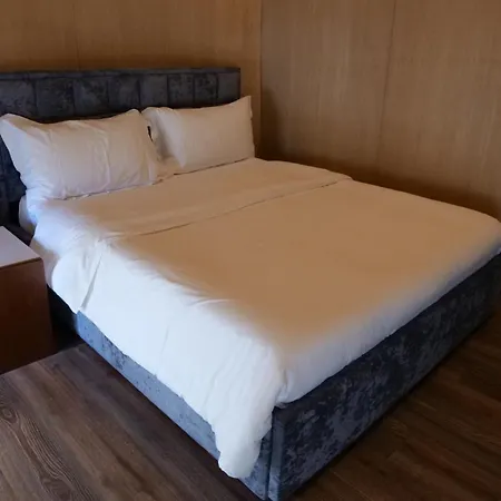 Hani I Qerosit * Stalin